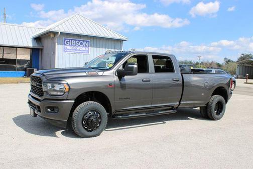 2024 RAM 3500 Big Horn Crew Cab 4x4 8' Box