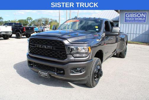 2024 RAM 3500 Big Horn Crew Cab 4x4 8' Box