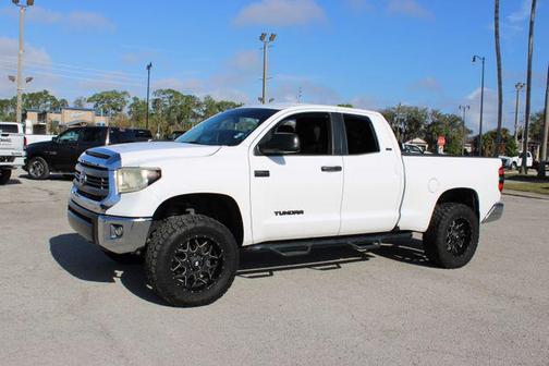 2014 Toyota Tundra SR5