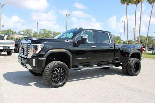 Onyx Black 2024 GMC Sierra 3500 Denali