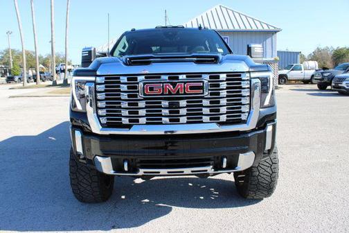 2024 GMC Sierra 2500 Denali