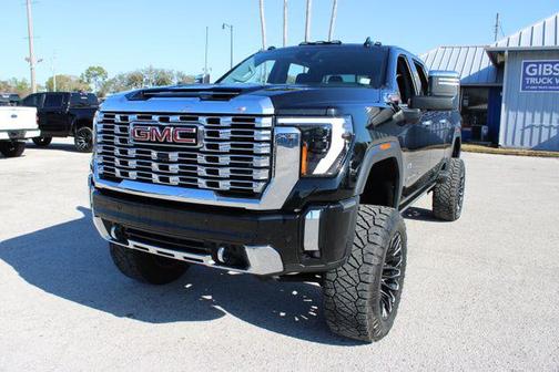 2024 GMC Sierra 2500 Denali