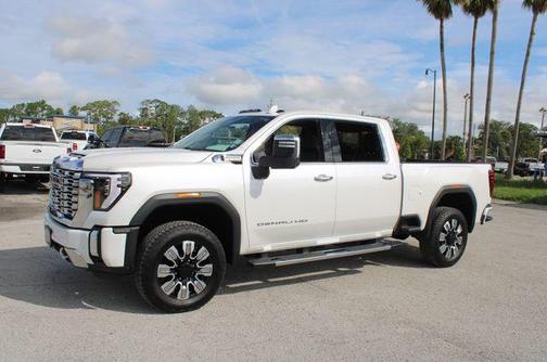 2024 GMC Sierra 2500 Denali