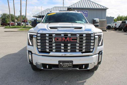 2024 GMC Sierra 2500 Denali
