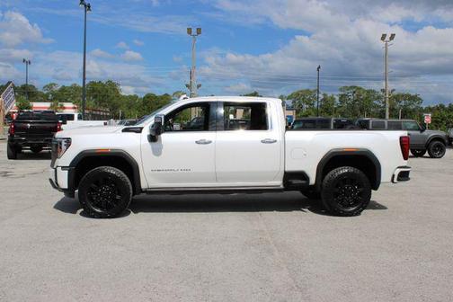 White Frost Tricoat 2024 GMC Sierra 2500 Denali Ultimate