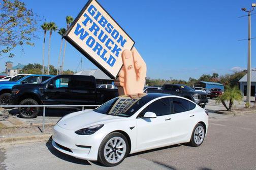 2023 Tesla Model 3 Standard Range