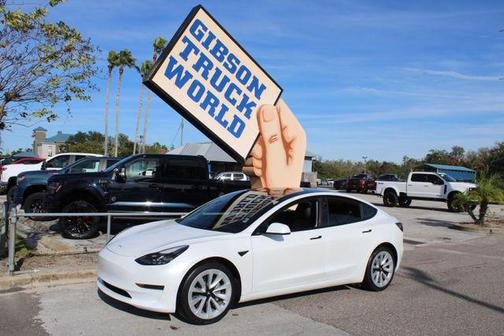 2023 Tesla Model 3 Standard Range