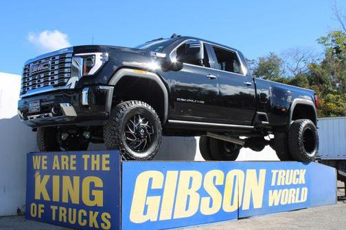 2025 GMC Sierra 3500 Denali