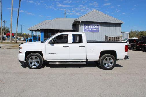 2017 Chevrolet Silverado 1500 Custom