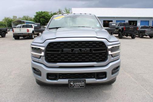 Billet Silver Metallic Clearcoat 2024 RAM 3500 Big Horn Crew Cab 4x4 8' Box