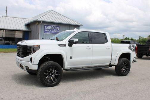 Summit White 2025 GMC Sierra 1500 AT4
