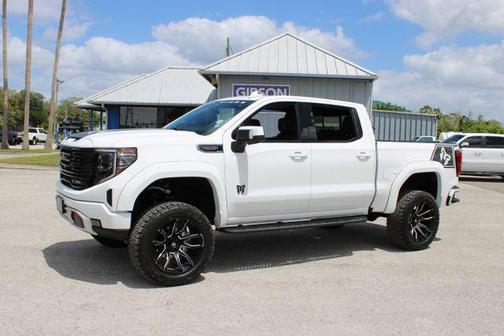 Summit White 2025 GMC Sierra 1500 AT4
