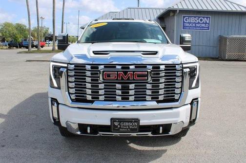 2025 GMC Sierra 3500 Denali