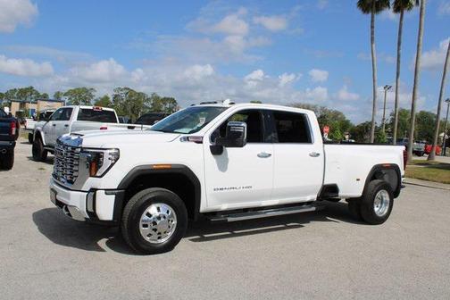 2025 GMC Sierra 3500 Denali