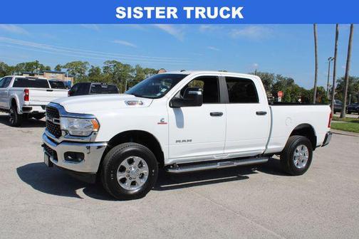 2024 RAM 2500 Big Horn Crew Cab 4x4 6'4' Box