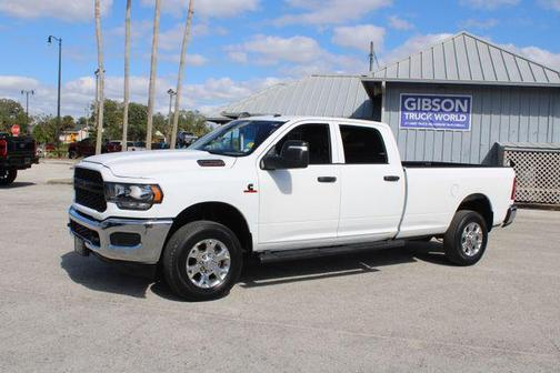 2024 RAM 2500 Tradesman Crew Cab 4x4 8' Box