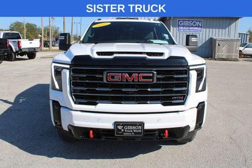 Summit White 2025 GMC Sierra 2500 AT4