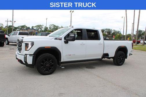 2024 GMC Sierra 2500 AT4