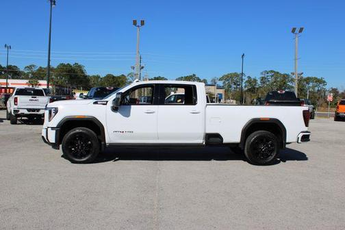 2024 GMC Sierra 2500 AT4