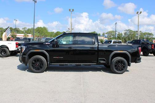 Onyx Black 2025 GMC Sierra 2500 AT4