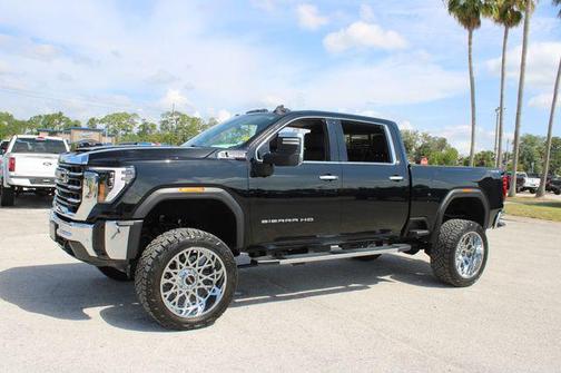 2025 GMC Sierra 2500 SLT