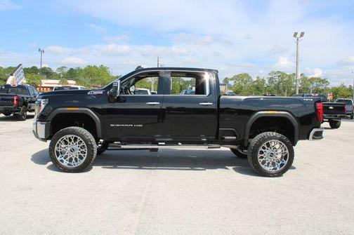 2025 GMC Sierra 2500 SLT
