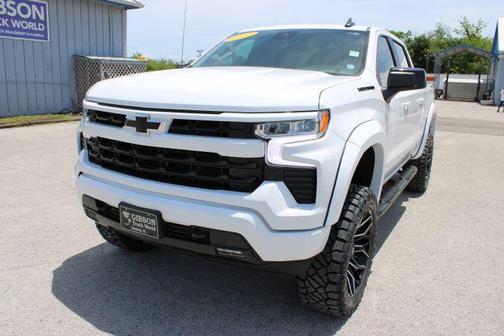 Summit White 2025 Chevrolet Silverado 1500 RST