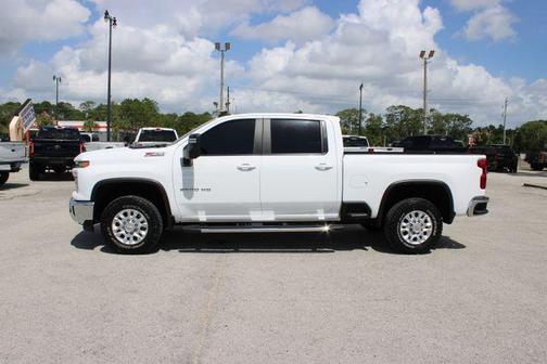 Summit White 2025 Chevrolet Silverado 2500 LT