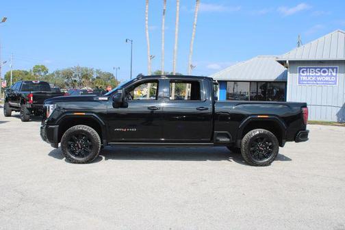 2025 GMC Sierra 2500 AT4