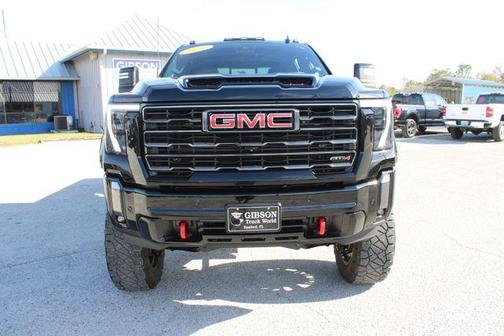 2024 GMC Sierra 2500 AT4