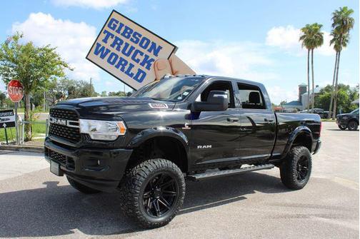 2024 RAM 2500 Big Horn Crew Cab 4x4 6'4' Box