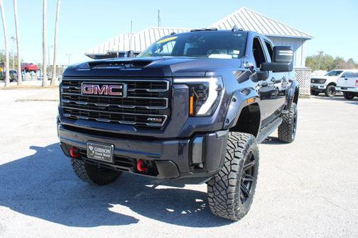 2024 GMC Sierra 2500 AT4