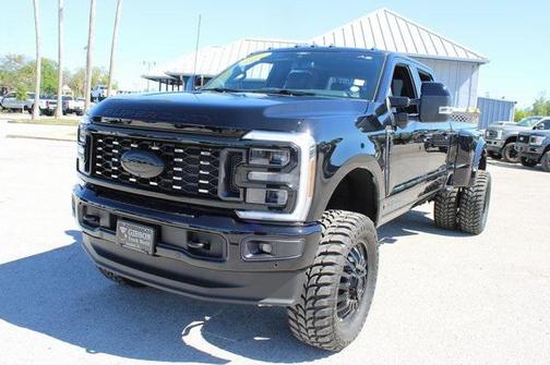 2025 Ford F-350 Platinum