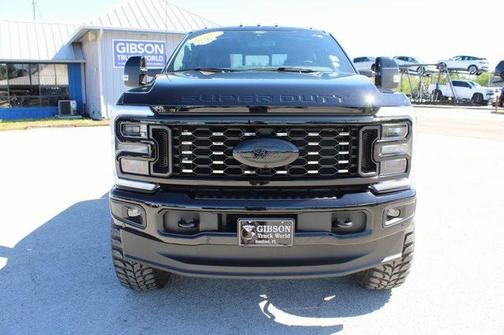 2025 Ford F-350 Platinum