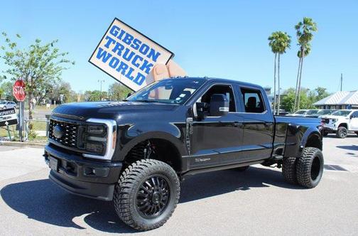 2025 Ford F-350 Platinum