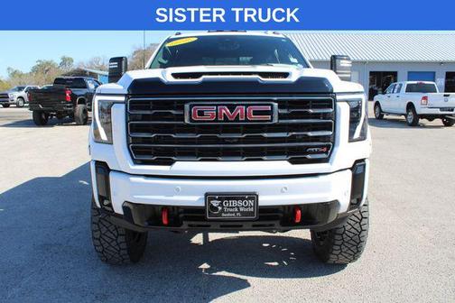 Summit White 2025 GMC Sierra 2500 AT4