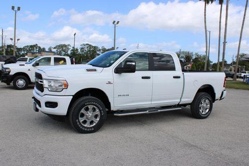 Bright White Clearcoat 2024 RAM 2500 Big Horn Crew Cab 4x4 6'4' Box