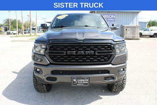 Granite Crystal Metallic Clearcoat 2024 RAM 1500 Big Horn/Lone Star