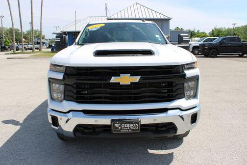 Summit White 2025 Chevrolet Silverado 2500 WT