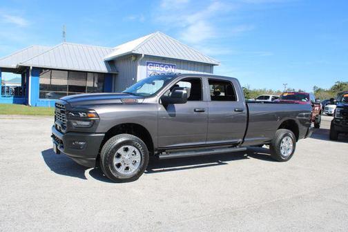 2025 RAM 2500 Tradesman Crew Cab 4x4 8' Box