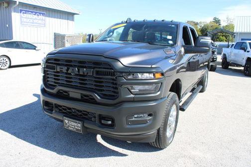 2025 RAM 2500 Tradesman Crew Cab 4x4 8' Box