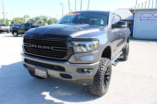 Granite Crystal Metallic Clearcoat 2021 RAM 1500 Big Horn/Lone Star