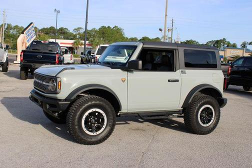 Cactus Gray 2024 Ford Bronco Badlands