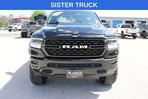 Diamond Black Crystal Pearlcoat 2023 RAM 1500 Big Horn/Lone Star