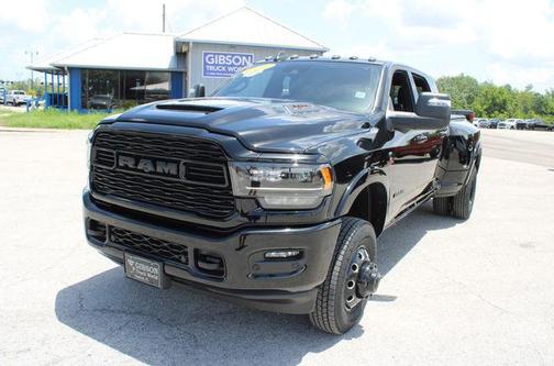 2023 RAM 3500 Limited Mega Cab 4x4 6'4' Box