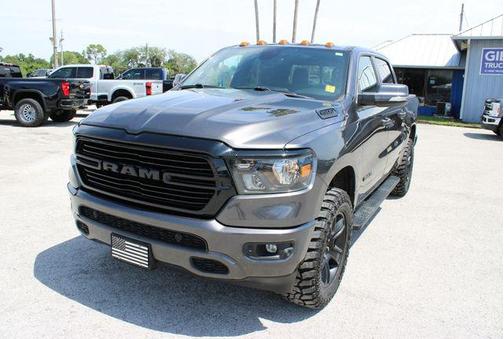 Granite Crystal Metallic Clearcoat 2020 RAM 1500 Big Horn/Lone Star