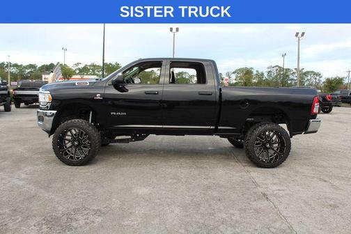 Diamond Black Crystal Pearlcoat 2020 RAM 2500 Big Horn Crew Cab 4x4 6'4' Box