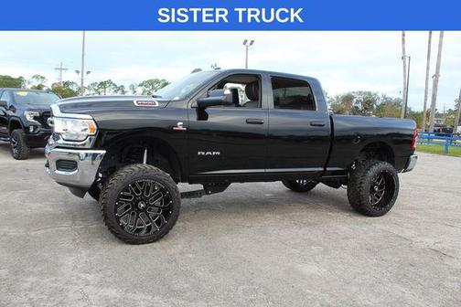 Diamond Black Crystal Pearlcoat 2020 RAM 2500 Big Horn Crew Cab 4x4 6'4' Box
