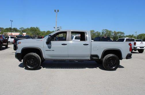 2024 Chevrolet Silverado 2500 4WD Crew Cab Standard Bed ZR2
