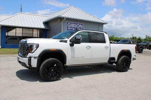 White Frost Tricoat 2024 GMC Sierra 2500 Denali Ultimate